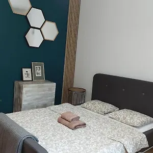 Apartament Urocze Mieszkanie Na Zielonym Zoliborzu, Warszawa